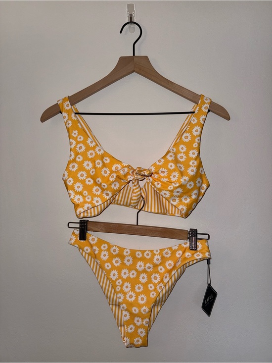 Zaful Other - Zaful Yellow Daisy Tie-Front Bikini Set